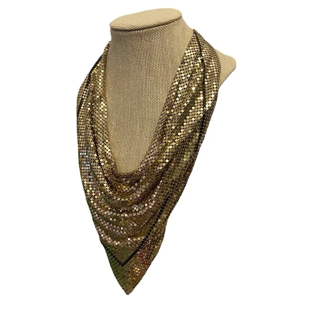 Vintage WHITING & DAVIS Gold Tone Mesh Like Purse or Bag Disco Retro Necklace